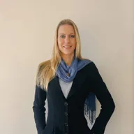 Corretora Stephanie Sprengel